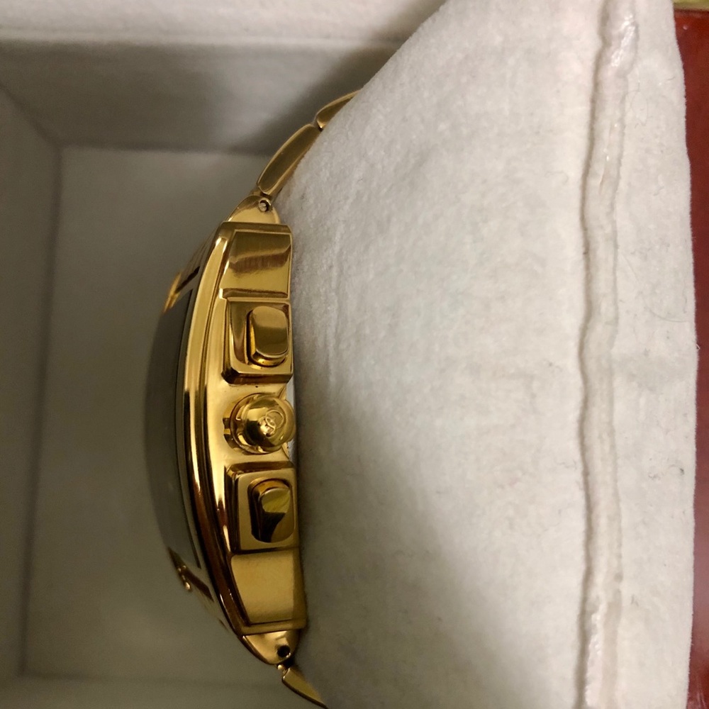 Oskar Emil gold plated and 7 diamond watch - Picture 6 of 7